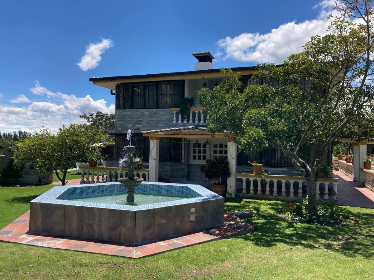 Hosteria Casa Silva Checa Екстериор снимка